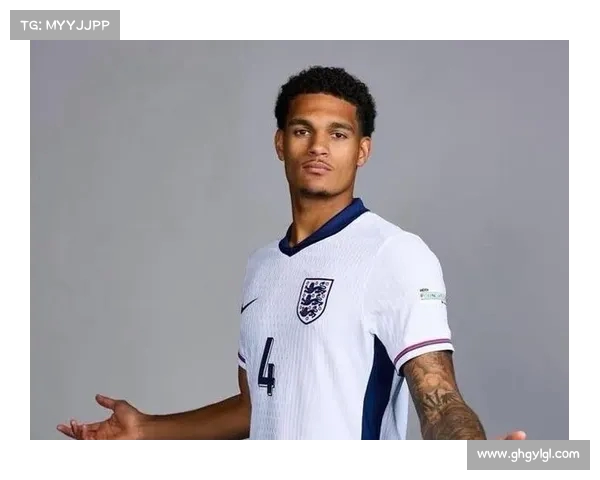 罗马诺确认夸安萨已顺利完成勒沃库森体检 即将加盟球队 罗马诺确认夸安萨已顺利完成勒沃库森体检 即将加盟球队