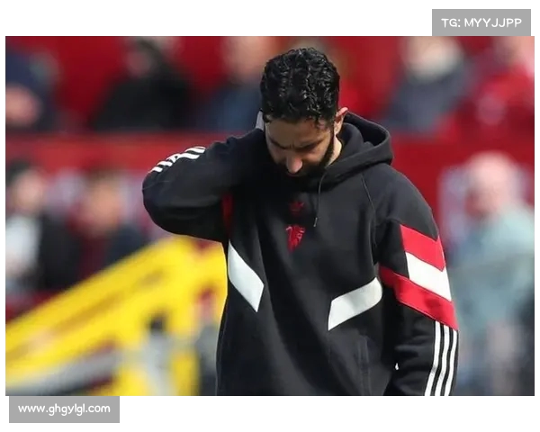 阿莫林称迭戈莱昂表现出色或将成为多古替补人选 阿莫林称迭戈莱昂表现出色或将成为多古替补人选